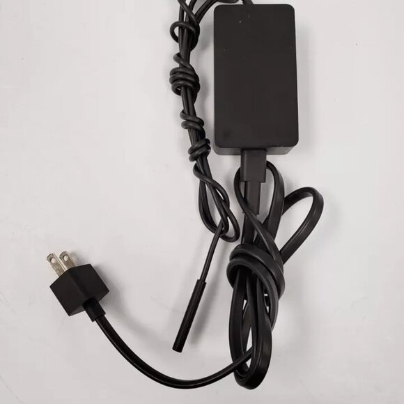 (66681-1) Microsoft 1868 Laptop - Picture 7 of 8